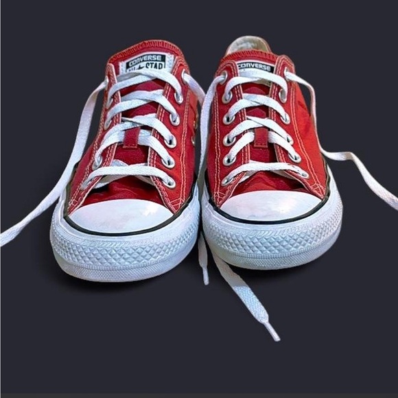 Converse Women’s Red Low Top Sneakers with White Laces - Picture 2 of 8